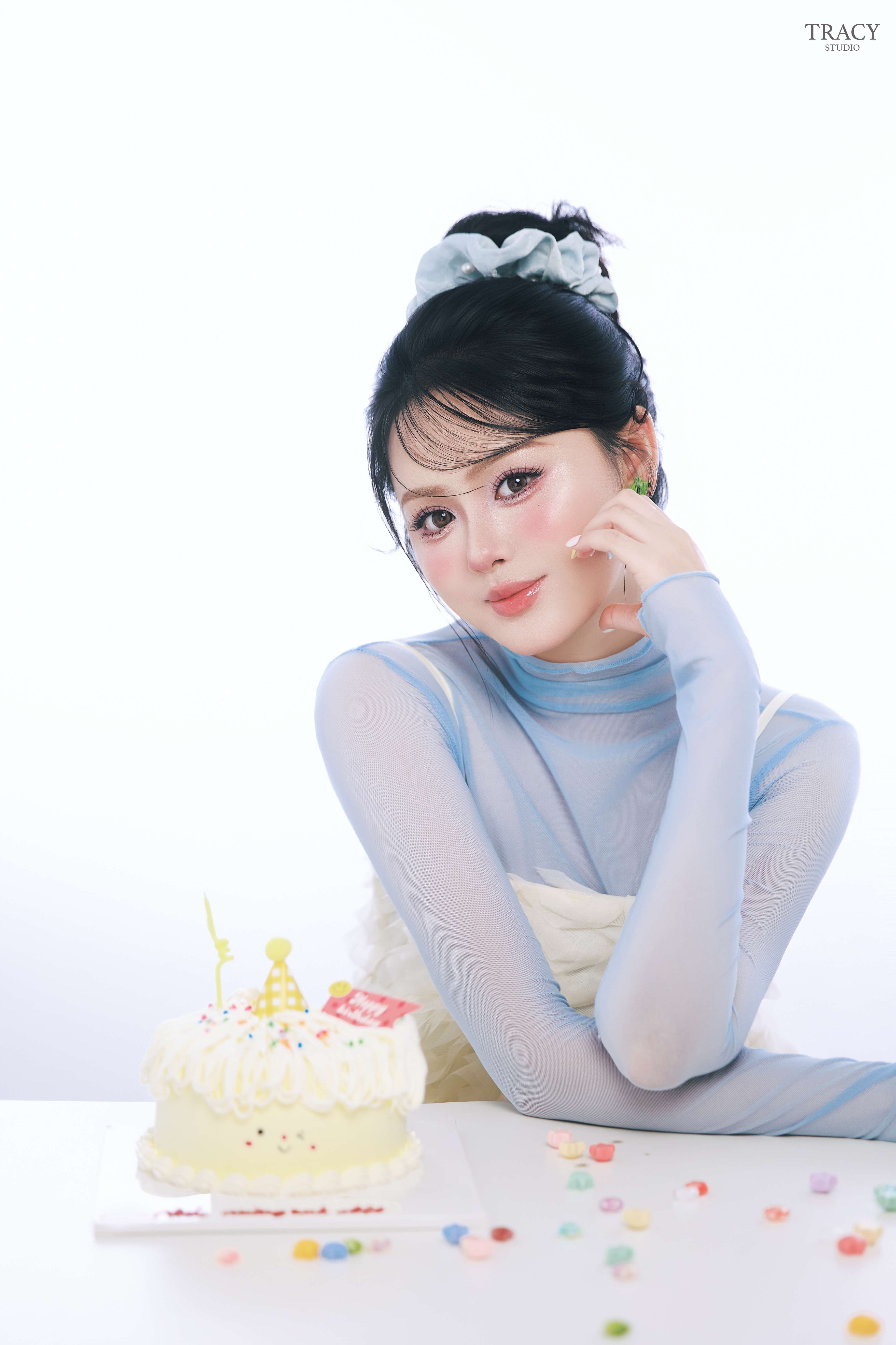 tracy studio chụp concept birthday trang